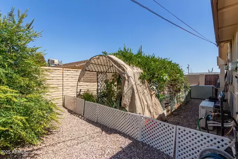 Exterior - 538 Estevan Ave, Apache Junction, AZ 85119 photo 8 of 9