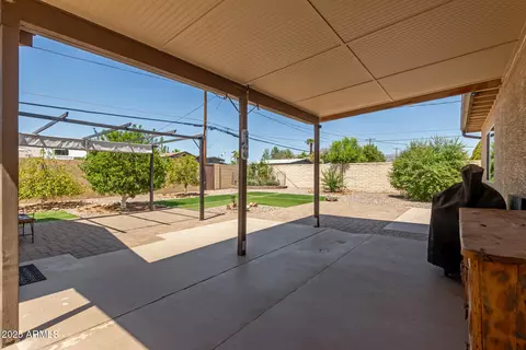 Exterior - 538 Estevan Ave, Apache Junction, AZ 85119 photo 4 of 9