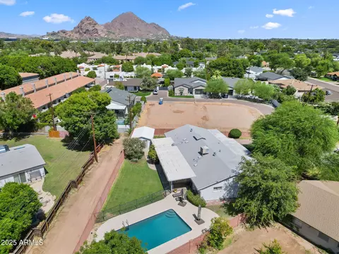 View/Area - 4814 N 35th St, Phoenix, AZ 85018 photo 1 of 3