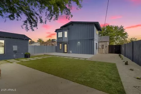 Exterior - 1338 E Granada Rd, Phoenix, AZ 85006 photo 7 of 10