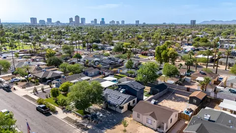 View/Area - 1338 E Granada Rd, Phoenix, AZ 85006 photo 3 of 6