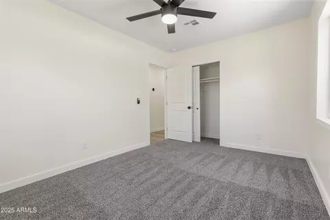 Bedroom - 1367 E Mitchell Dr, Phoenix, AZ 85014 photo 6 of 7