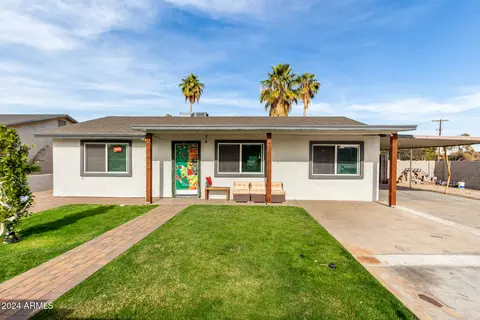 7502 W Cora Ln, Phoenix, AZ 85033