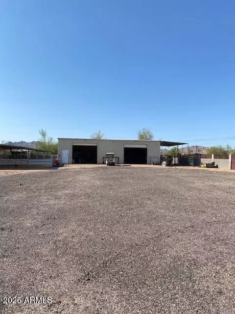 1822 W Smoketree St, Apache Junction, AZ 85120 photo 2