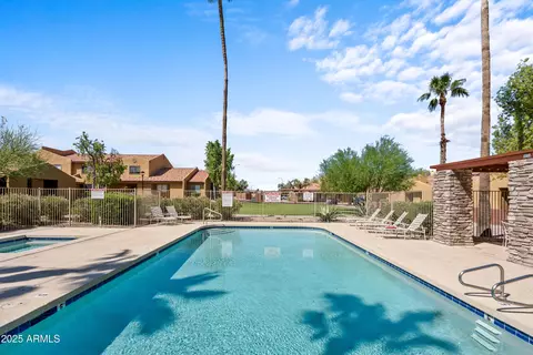 Exterior - 3511 E Baseline Rd, Phoenix, AZ 85042 photo 3 of 4