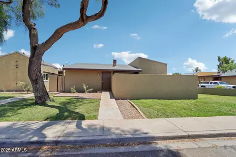 921 S Hacienda Dr, Tempe, AZ 85281