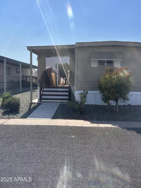 300 S Val Vista Dr #51, Mesa, AZ 85204