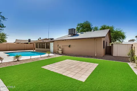 Exterior - 308 W Oraibi Dr, Phoenix, AZ 85027 photo 6 of 7