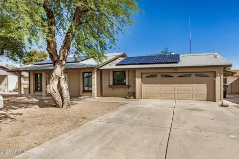 Exterior - 308 W Oraibi Dr, Phoenix, AZ 85027 photo 4 of 7