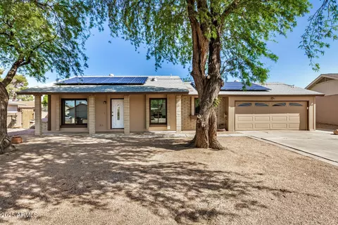 Exterior - 308 W Oraibi Dr, Phoenix, AZ 85027 photo 3 of 7