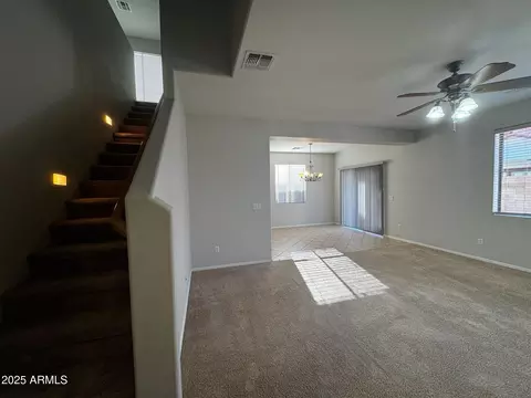 Living - 876 S Colonial Dr, Gilbert, AZ 85296 photo 1 of 2