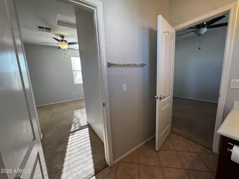 Entry Way - 876 S Colonial Dr, Gilbert, AZ 85296 photo 4 of 4
