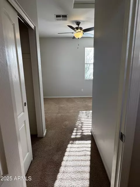 Entry Way - 876 S Colonial Dr, Gilbert, AZ 85296 photo 3 of 4