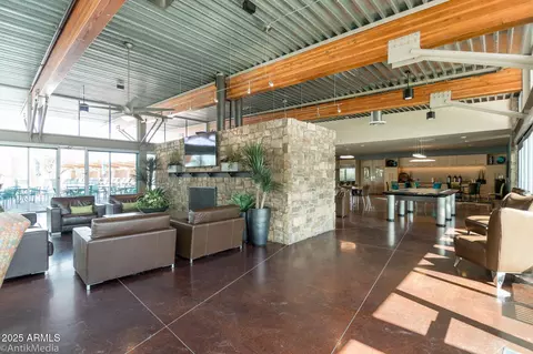View/Area - 3977 E Cat Balue Dr, Phoenix, AZ 85050 photo 4 of 7