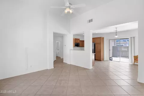 Living - 3977 E Cat Balue Dr, Phoenix, AZ 85050 photo 2 of 2