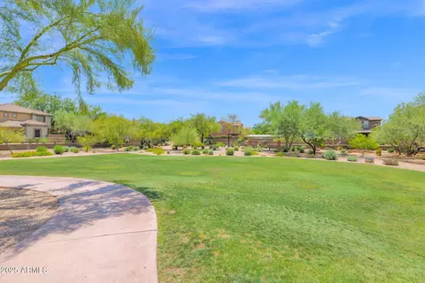 Exterior - 3977 E Cat Balue Dr, Phoenix, AZ 85050 photo 5 of 11