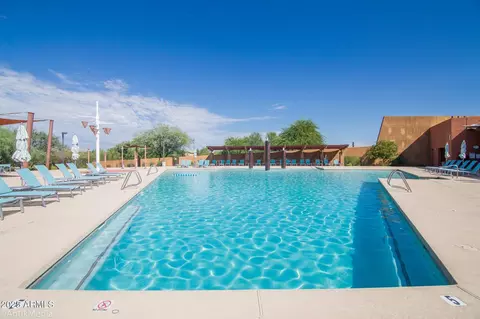 Exterior - 3977 E Cat Balue Dr, Phoenix, AZ 85050 photo 8 of 11