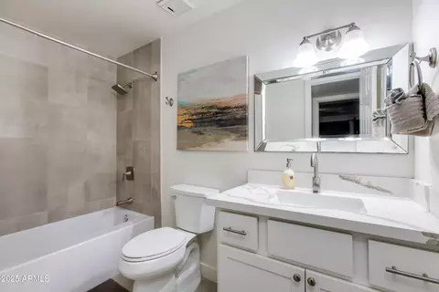 2021 E Osborn Rd #9, Phoenix, AZ 85016 photo 4