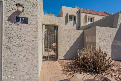 2524 S El Paradiso -- #17, Mesa, AZ 85202