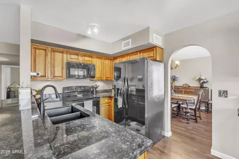 4547 E Buist Ave, Phoenix, AZ 85044 photo 5