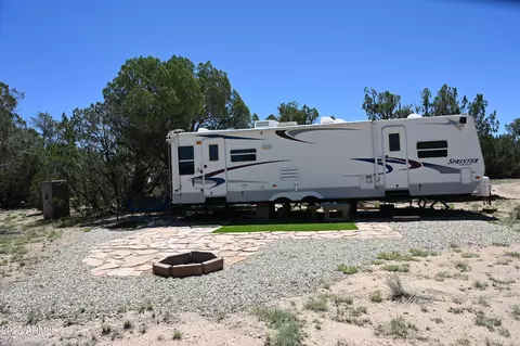 35800 W Silent Shadows Trl #12, Seligman, AZ 86337