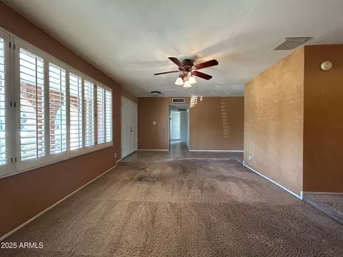 3740 E Mercer Ln, Phoenix, AZ 85028 photo 3