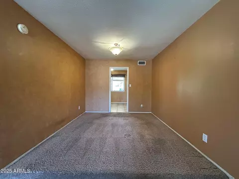 3740 E Mercer Ln, Phoenix, AZ 85028 photo 6