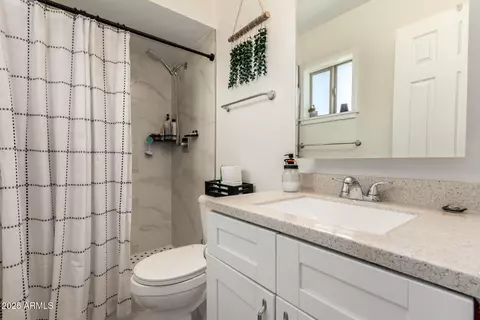 Bath - 3447 E Dolphin Ave, Mesa, AZ 85204 photo 1 of 4