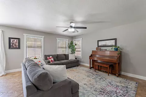 3047 S Mandy St, Mesa, AZ 85212 photo 2