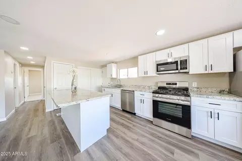 2650 W Union Hills Dr #169, Phoenix, AZ 85027