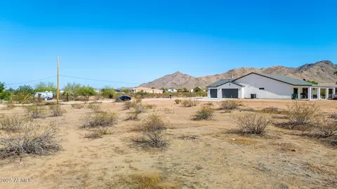 1 E Happy Rd #-, Queen Creek, AZ 85142