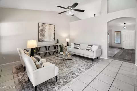 Living - 2541 N 86th Ave, Phoenix, AZ 85037 photo 3 of 4