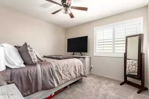 Bedroom - 4137 E Stanford Ave, Gilbert, AZ 85234 photo 4 of 8