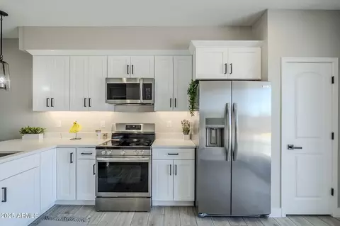 Kitchen - 656 W Taylor Ave, Coolidge, AZ 85128 photo 2 of 5
