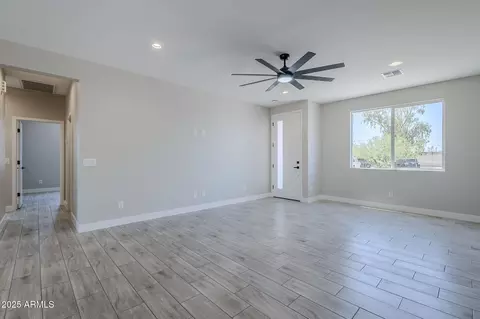 Living - 656 W Taylor Ave, Coolidge, AZ 85128 photo 4 of 5