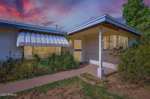 3944 E Oak St, Phoenix, AZ 85008