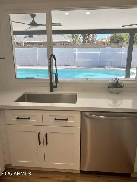 Kitchen - 1309 E Julie Dr, Tempe, AZ 85283 photo 6 of 7