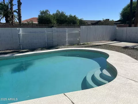 Exterior - 1309 E Julie Dr, Tempe, AZ 85283 photo 7 of 8