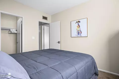 Bedroom - 735 E Cochise Dr, Phoenix, AZ 85020 photo 6 of 16