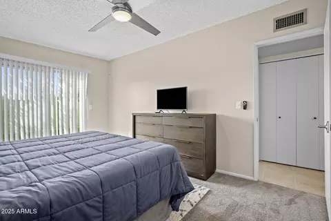 Bedroom - 735 E Cochise Dr, Phoenix, AZ 85020 photo 11 of 16