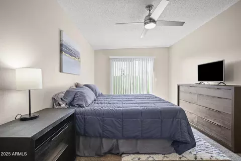 Bedroom - 735 E Cochise Dr, Phoenix, AZ 85020 photo 9 of 16