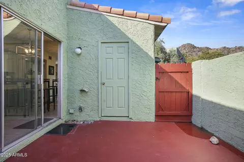 Exterior - 735 E Cochise Dr, Phoenix, AZ 85020 photo 3 of 4