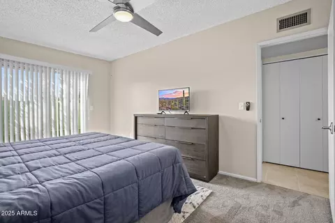 Bedroom - 735 E Cochise Dr, Phoenix, AZ 85020 photo 12 of 16