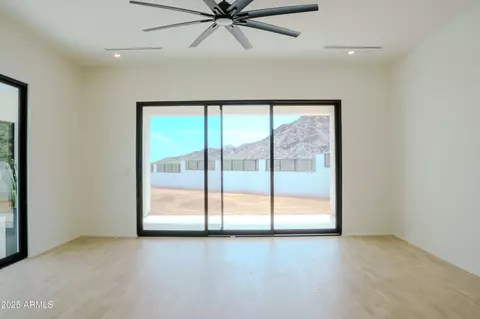 9027 S 19th St, Phoenix, AZ 85042