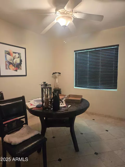 Dining - 4030 N 33rd Pl, Phoenix, AZ 85018 photo 1 of 1