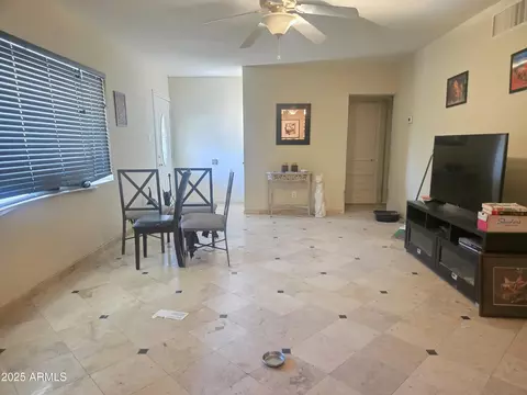 Living - 4030 N 33rd Pl, Phoenix, AZ 85018 photo 1 of 1