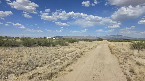 6 W 45 Acres W Dreamweaver Way #-, Willcox, AZ 85643