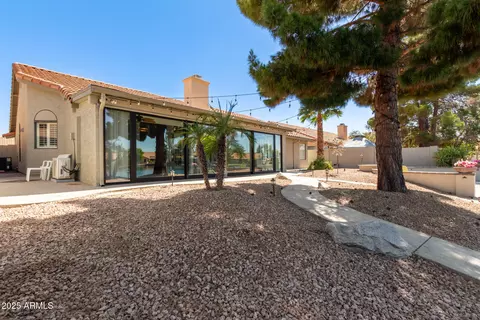 608 E Stonebridge Dr, Gilbert, AZ 85234 photo 3