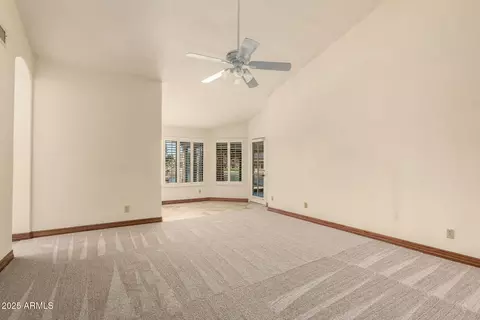 608 E Stonebridge Dr, Gilbert, AZ 85234 photo 11