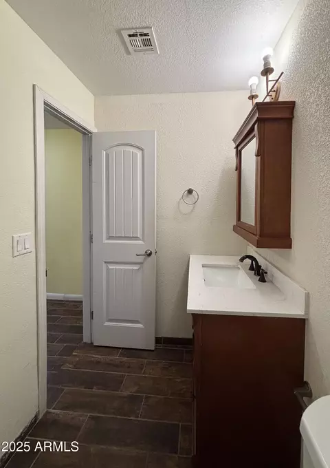 Bath - 4810 N 69th Dr, Phoenix, AZ 85033 photo 7 of 9